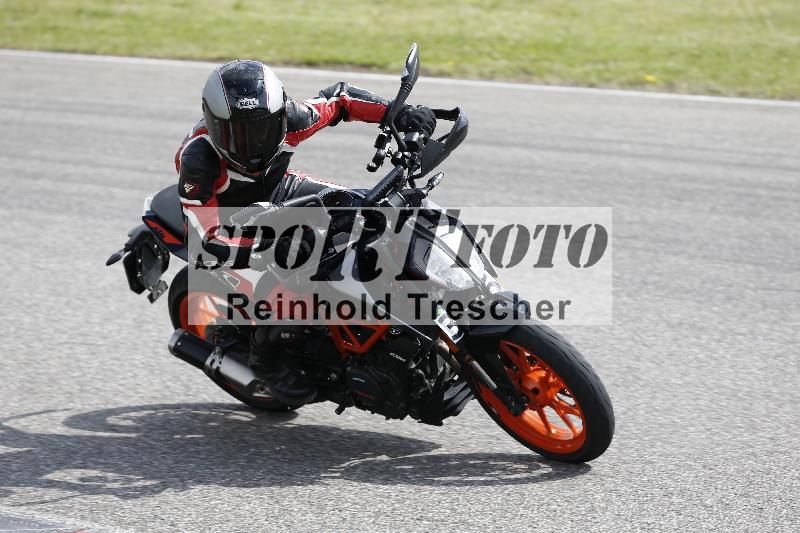 /Archiv-2025/10 23.04.2025 Cornu Master School ADR/gruen-vert/36